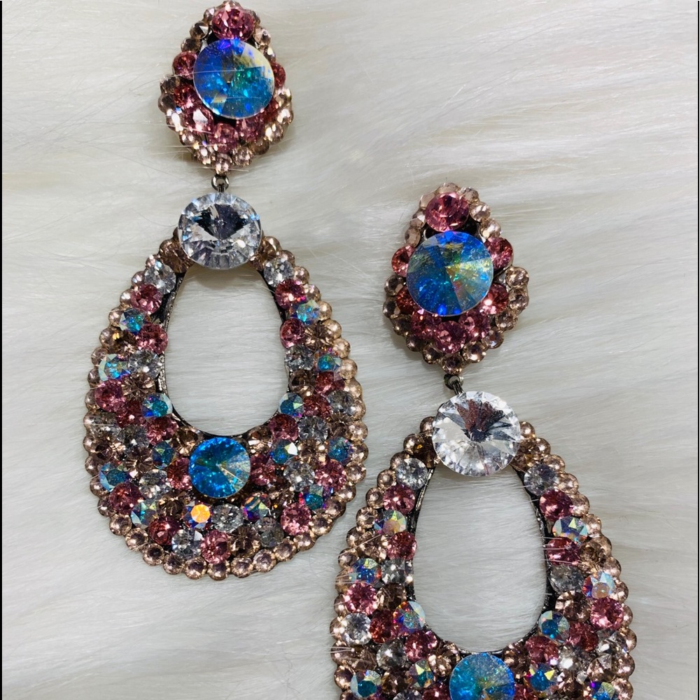 Gorgeous Swarovski crystals chandelier earrings